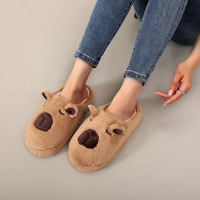 A Pair of Brown Plush Kapibara Animal Patterns, Furry Home Soft Soles, Comfortable Furry Slippers, Cute, Warm and Non-Slip Indoor Slippers for Men and Women, Lightweight, Silent and Comfortable Shoes, the First Choice for Hol